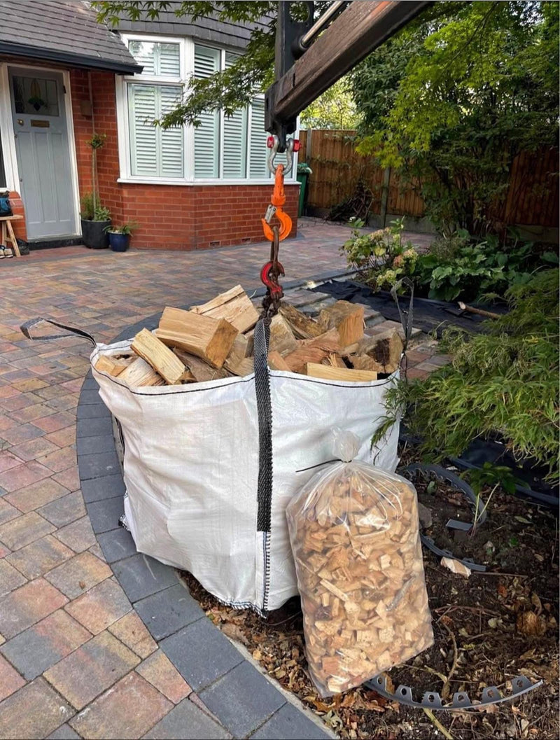 Load image into Gallery viewer, Premium Quality Seasoned Hardwood Firewood Bulk Bags
