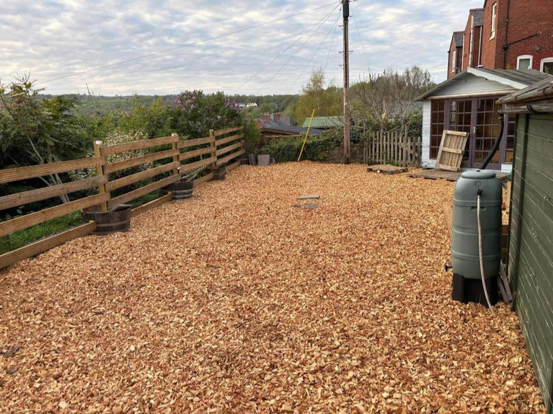 Load image into Gallery viewer, Garden &amp; Play Area Safe Wood Chip Mulch 850 - 1600 Litre Bag
