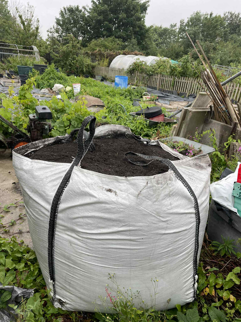 Load image into Gallery viewer, Watmore’s Rich Organic Black Compost
