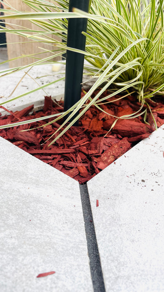 Red Decorative Garden Bark Mulch
