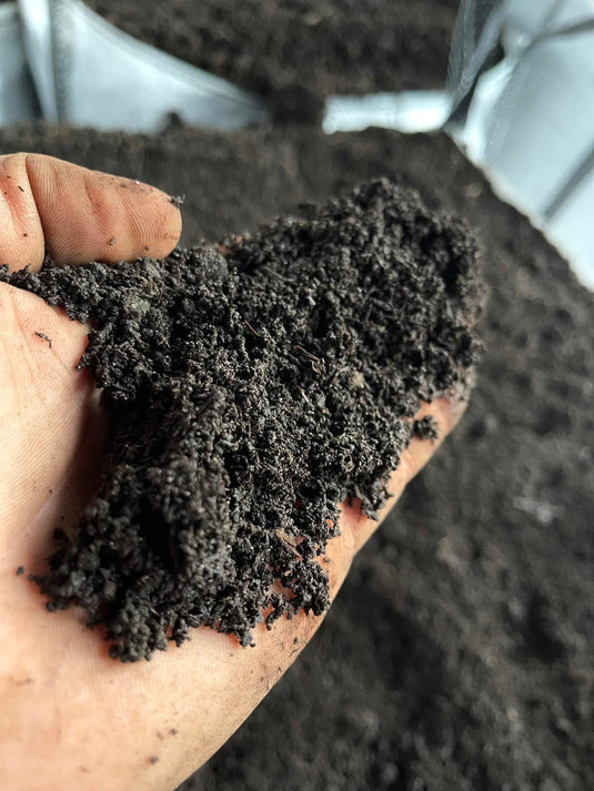 Rich Organic Black Compost 850 - 1600 Litre Bag