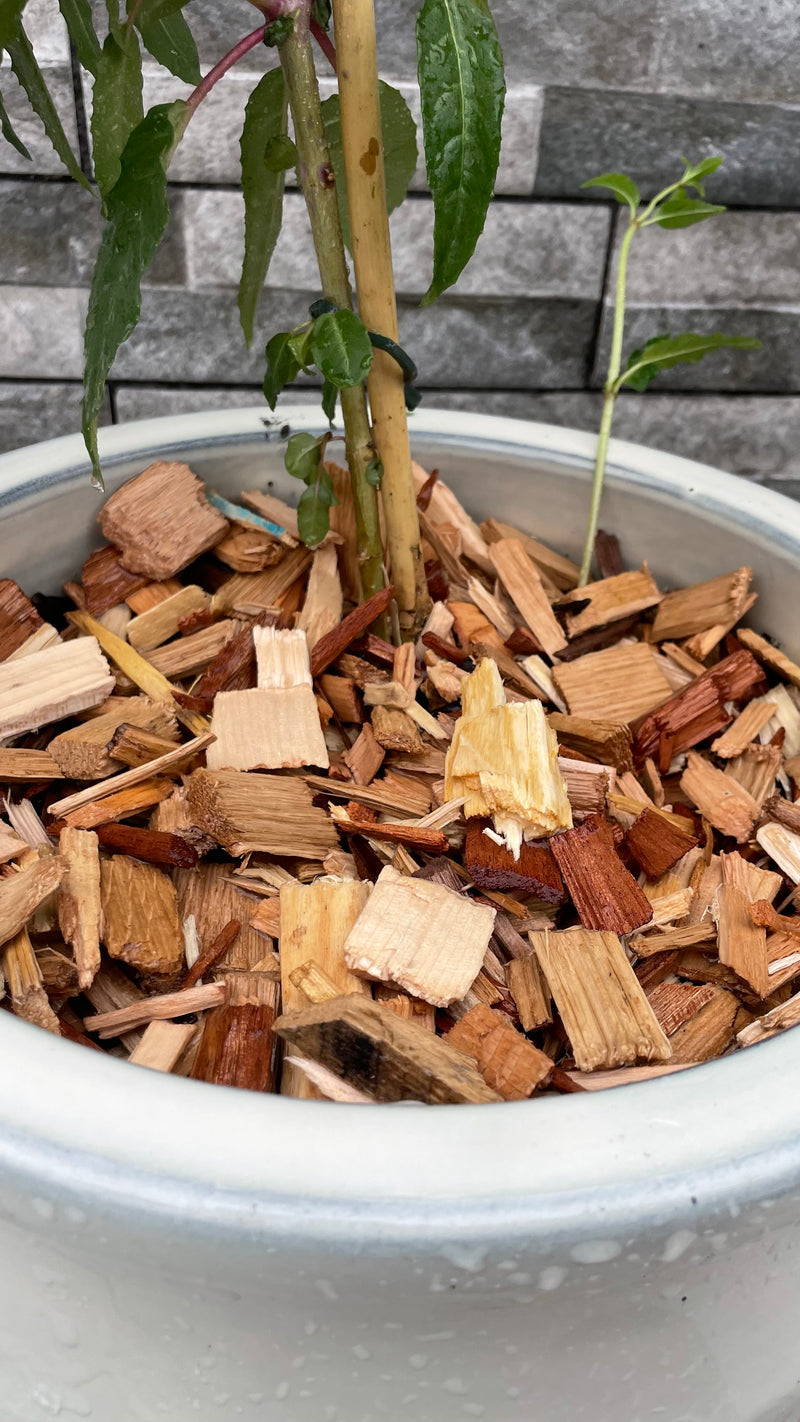 Load image into Gallery viewer, Garden &amp; Play Area Safe Wood Chip Hardwood
