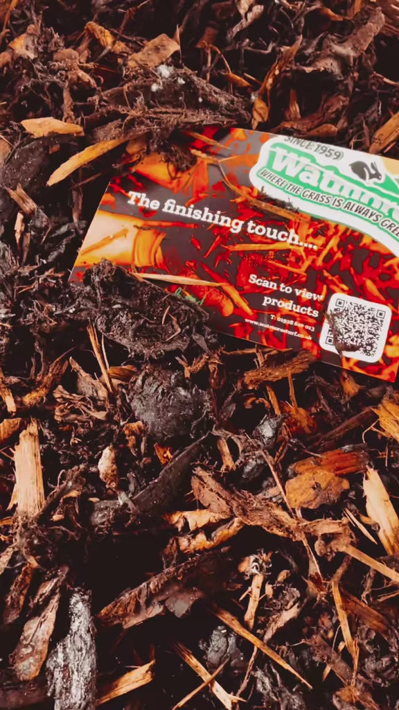 Load and play video in Gallery viewer, Premium Decorative Tree Bark Mulch 850 - 1600 Litre Bulk Bag
