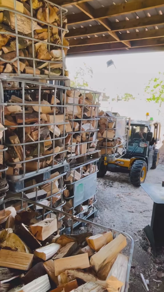 Load and play video in Gallery viewer, Premium Quality Seasoned Hardwood Firewood Bulk Bags
